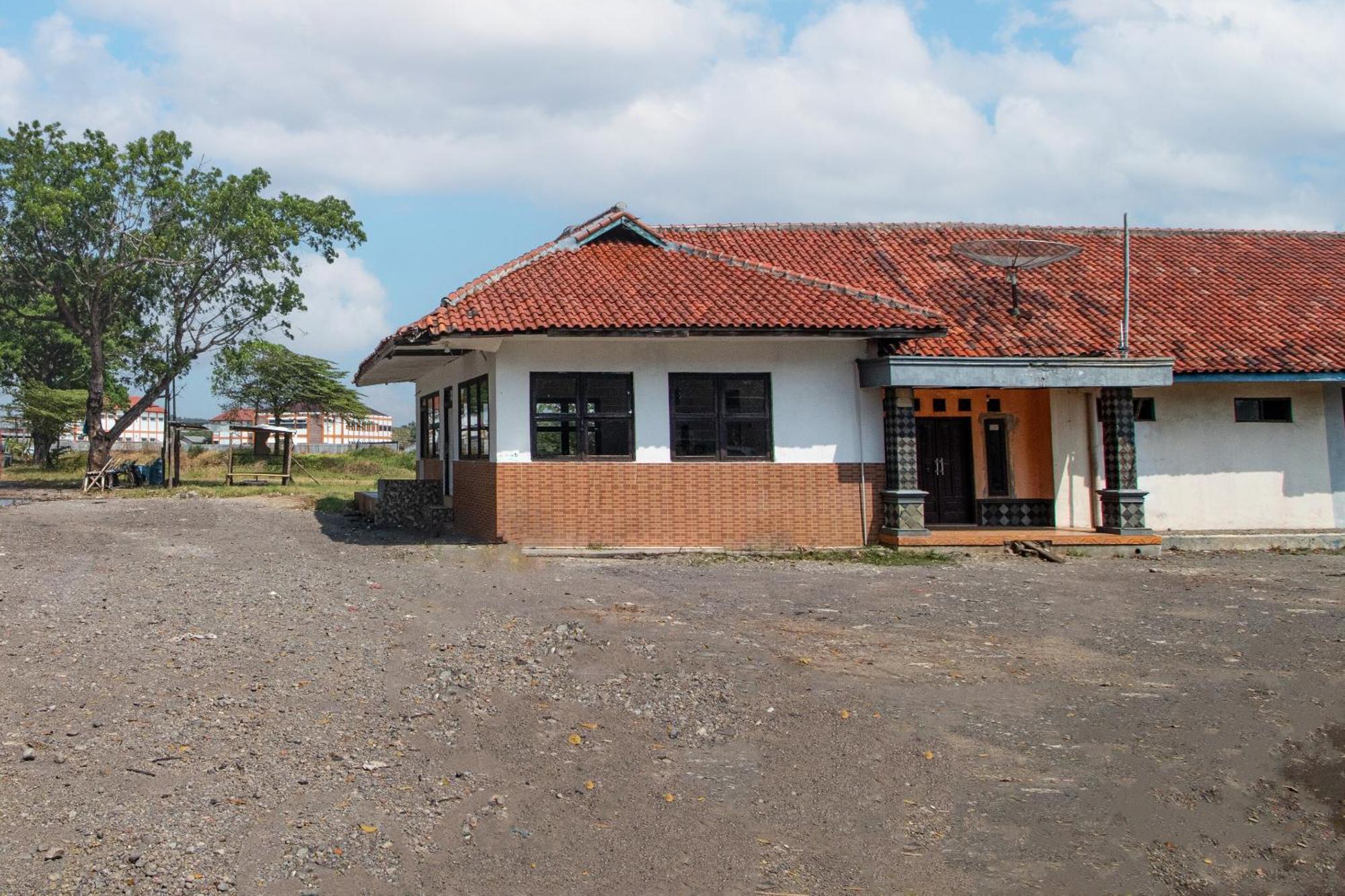 Spot On 92832 Al Mahira Syariah Hotel Majalengka Kültér fotó