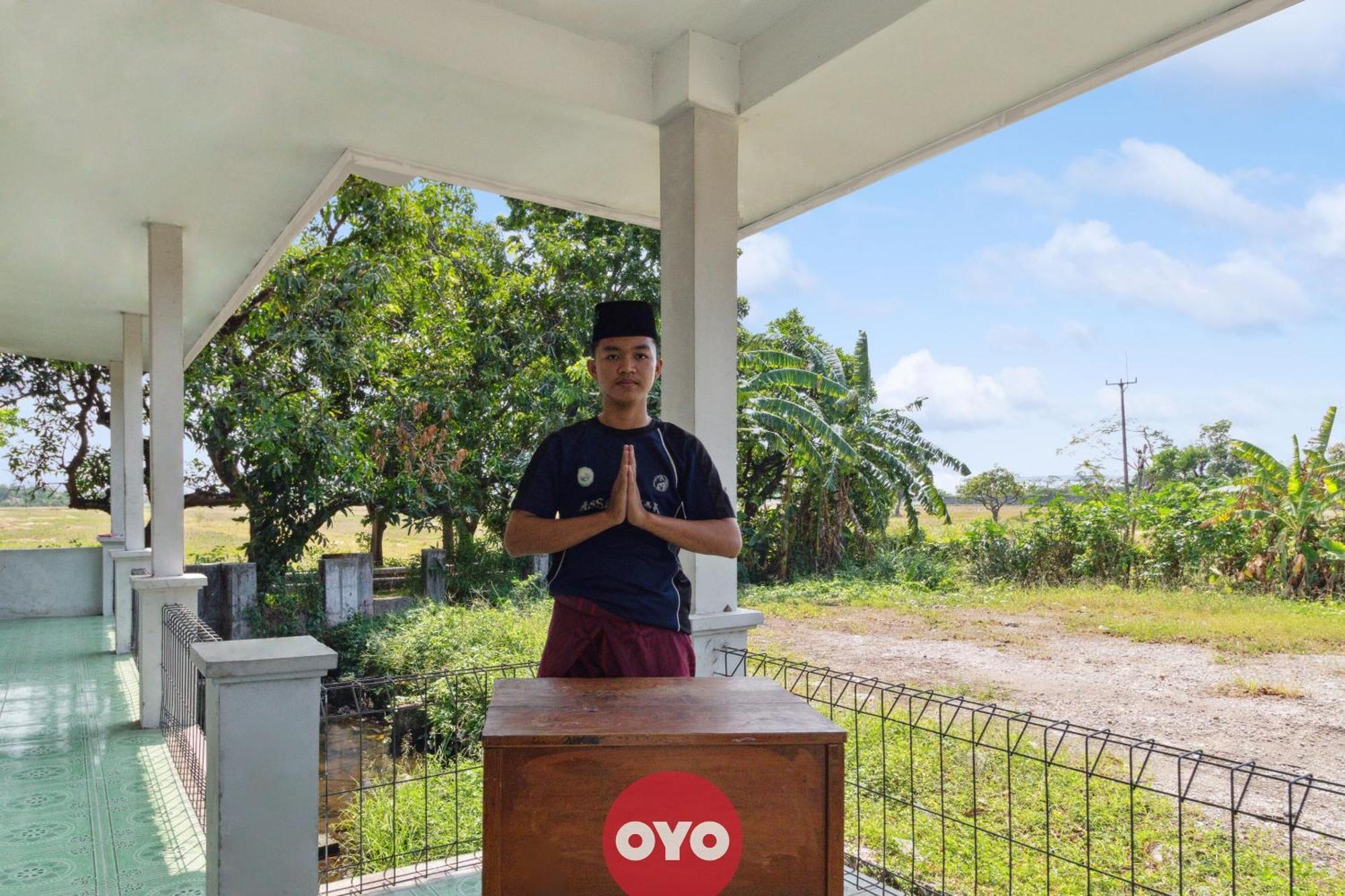 Spot On 92832 Al Mahira Syariah Hotel Majalengka Kültér fotó